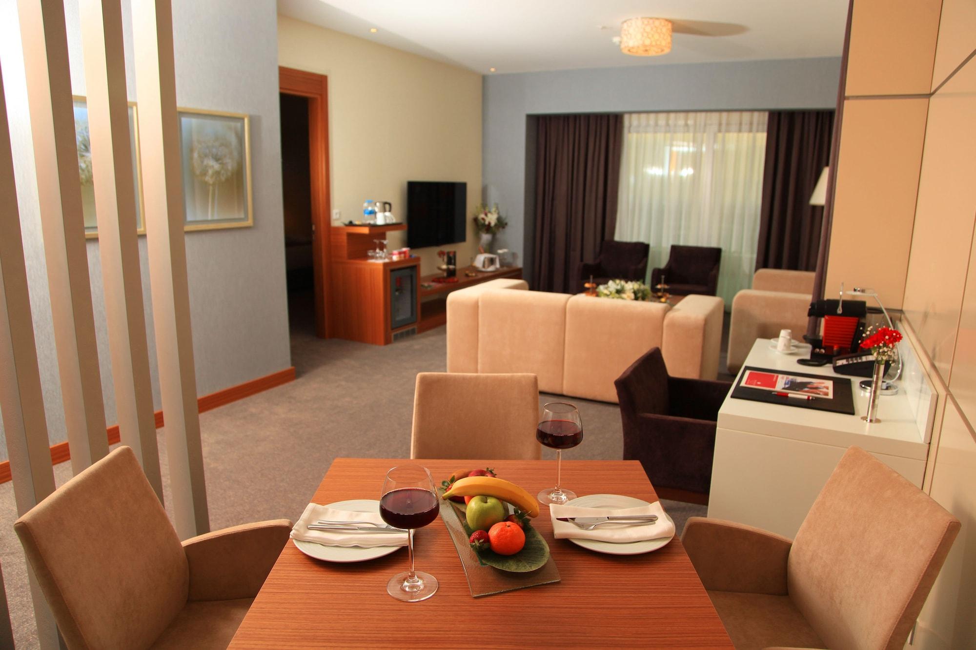 Ramada Plaza By Wyndham Istanbul Asia Airport Kocaeli Ngoại thất bức ảnh